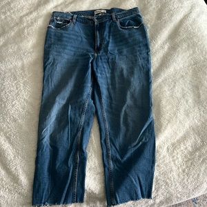 Abercrombie & Fitch Ankle Straight Ultra High Rise Curve Love